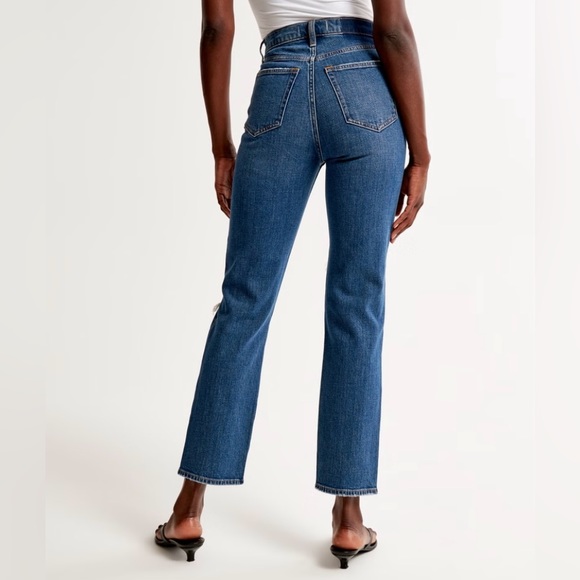 Petite Ultra High Rise Ankle Straight Jean petite (short) - Picture 9 of 9